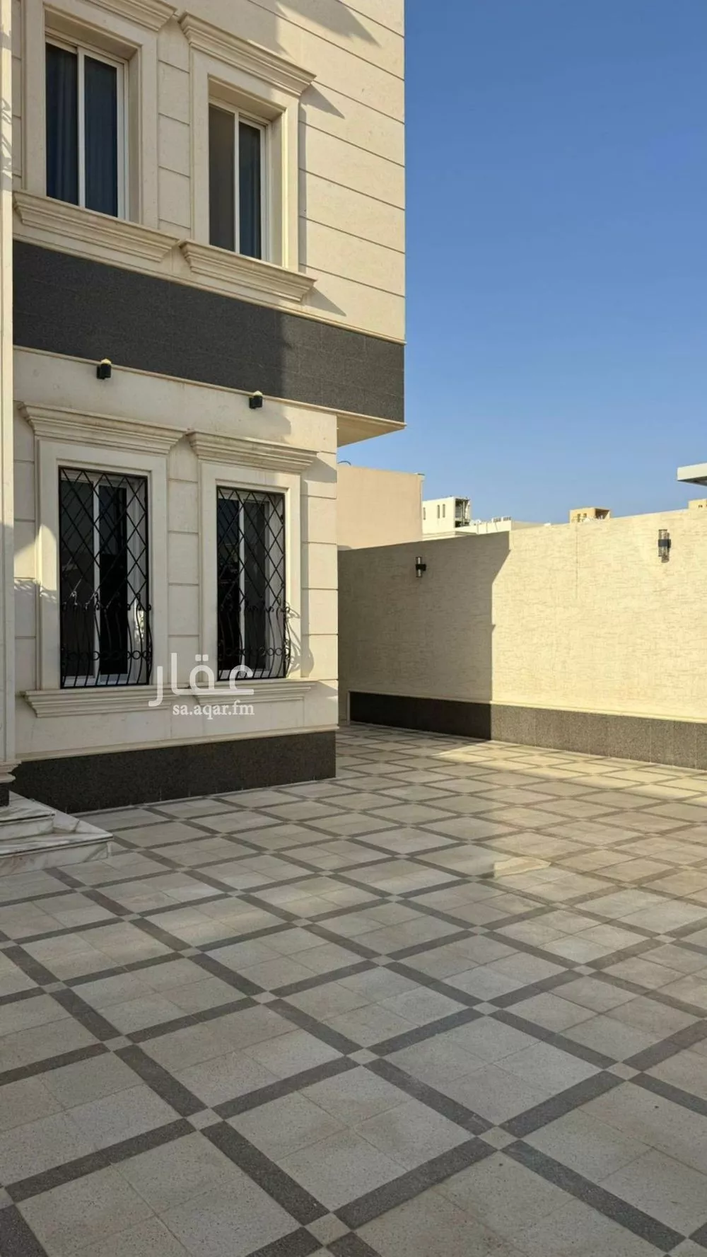 6 bedroom apartment in Al Rimal 8