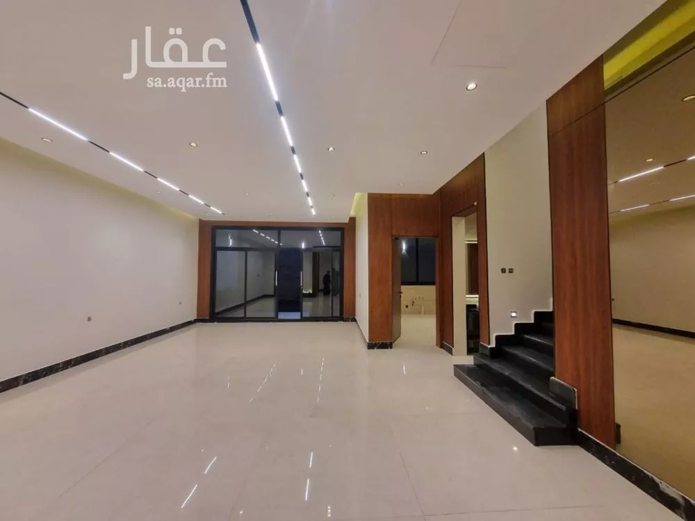 5 bedroom villa in Al Narjis 2