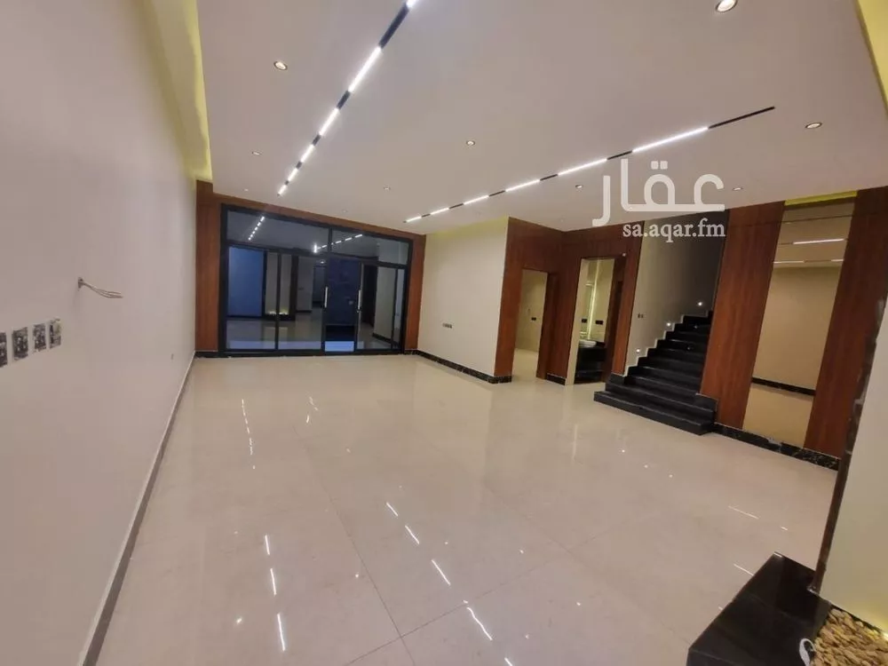 5 bedroom villa in Al Narjis 3