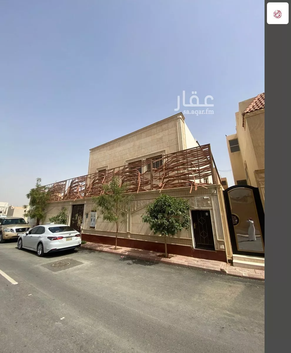 فيلا 9 غرف في الزهرة 3