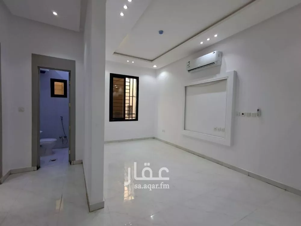 4 bedroom apartment in Al Rimal 9