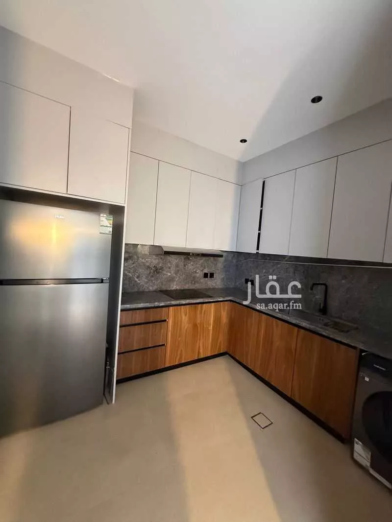 3 bedroom apartment in Al Malqa 14