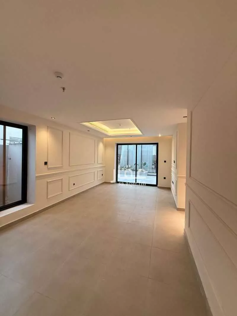 3 bedroom apartment in Al Malqa 7