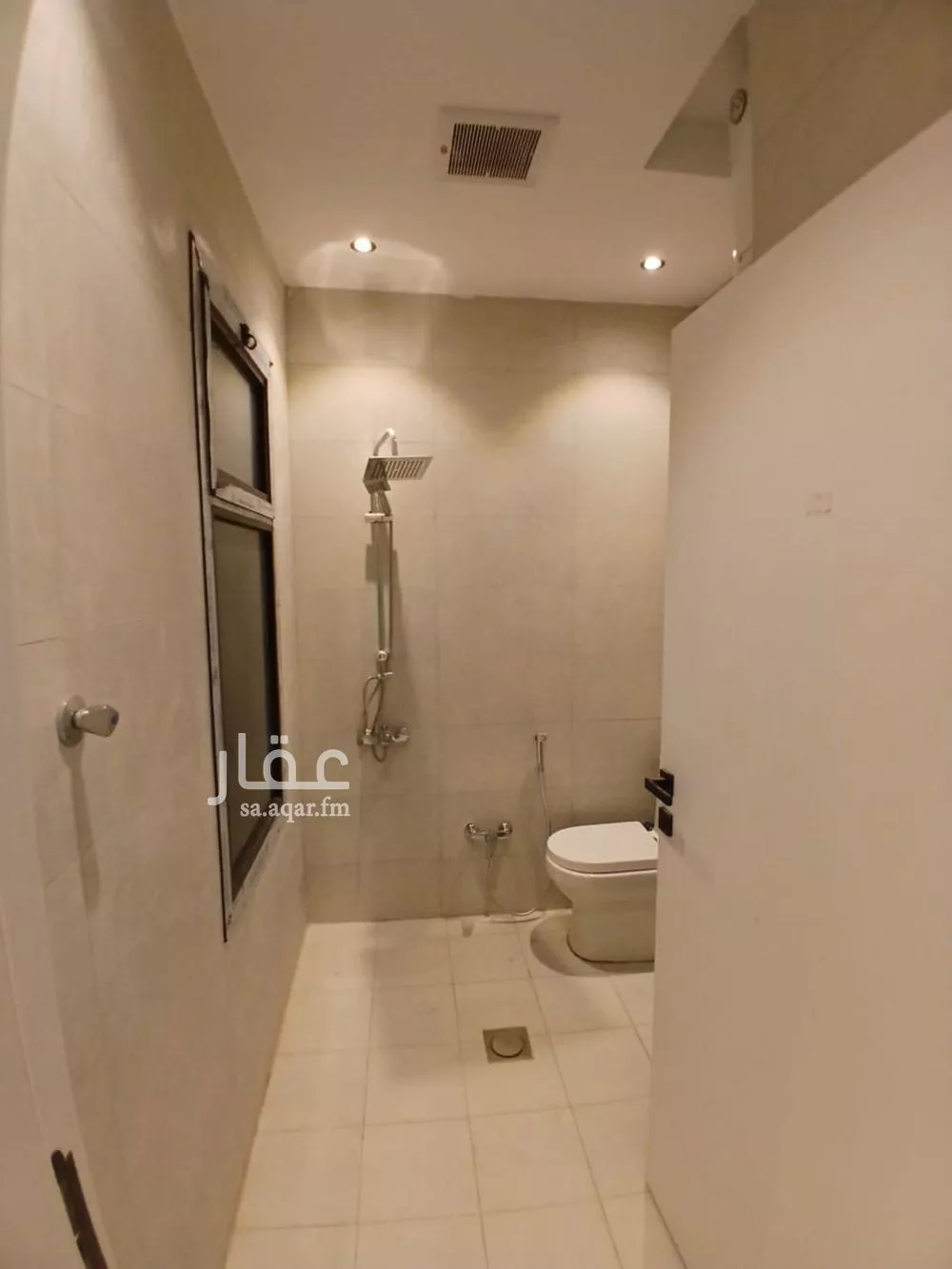 3 bedroom apartment in Al Khaleej 2