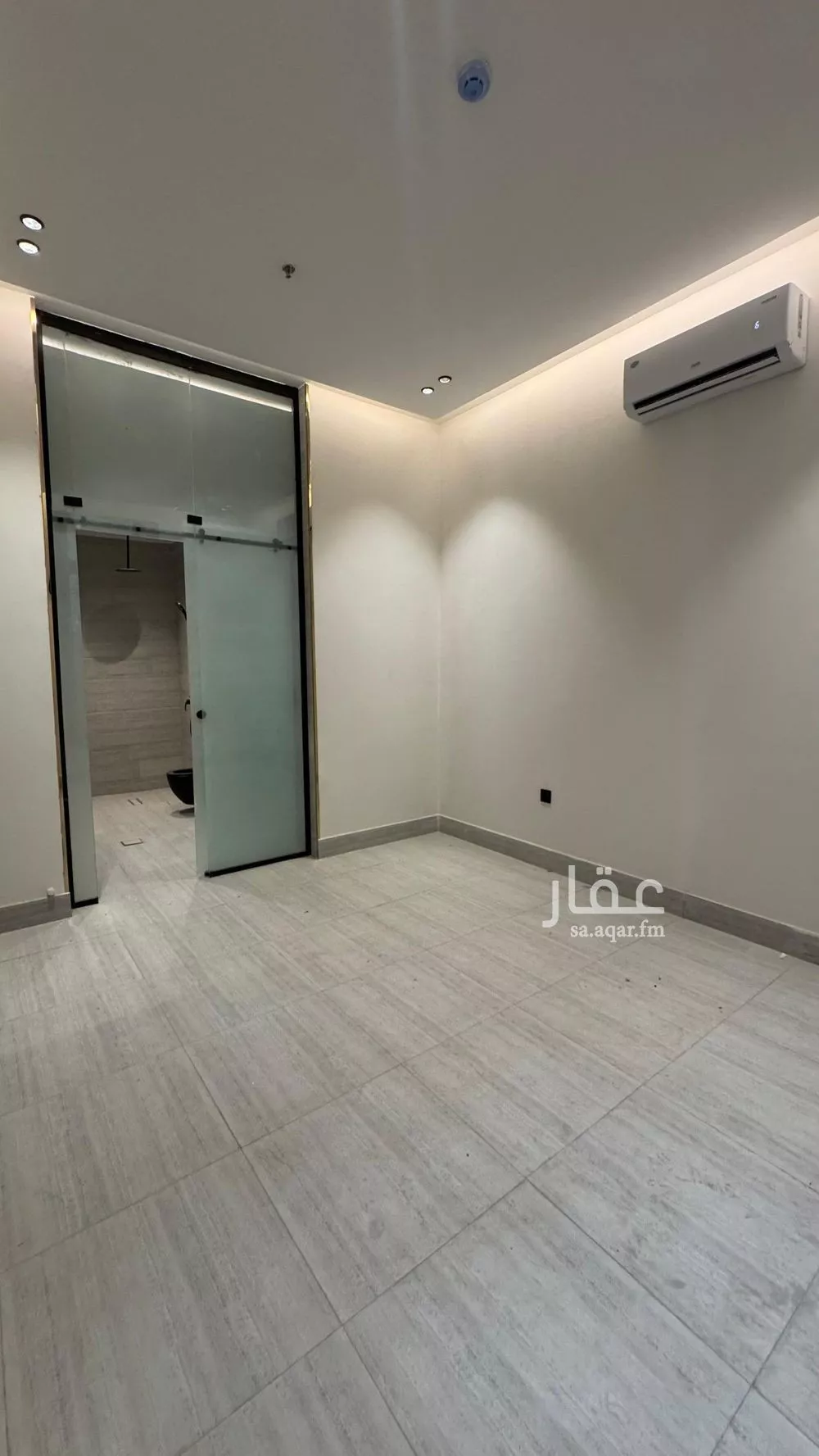 3 bedroom apartment in Al Rawdah 5