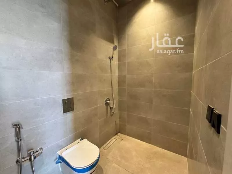 2 bedroom apartment in Al Yarmouk 10