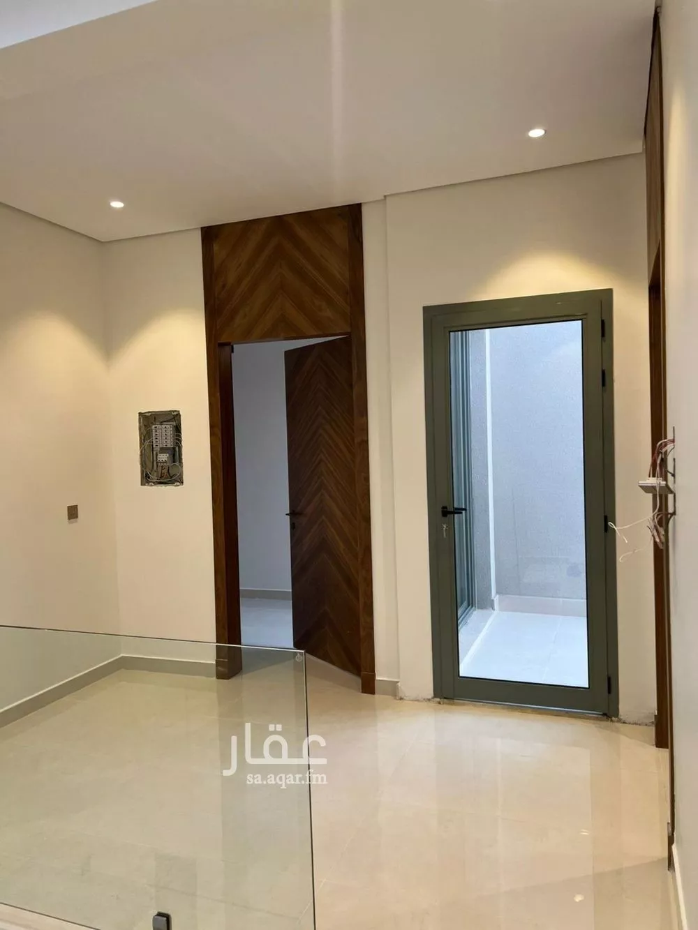 5 bedroom villa in Al Aridh 3