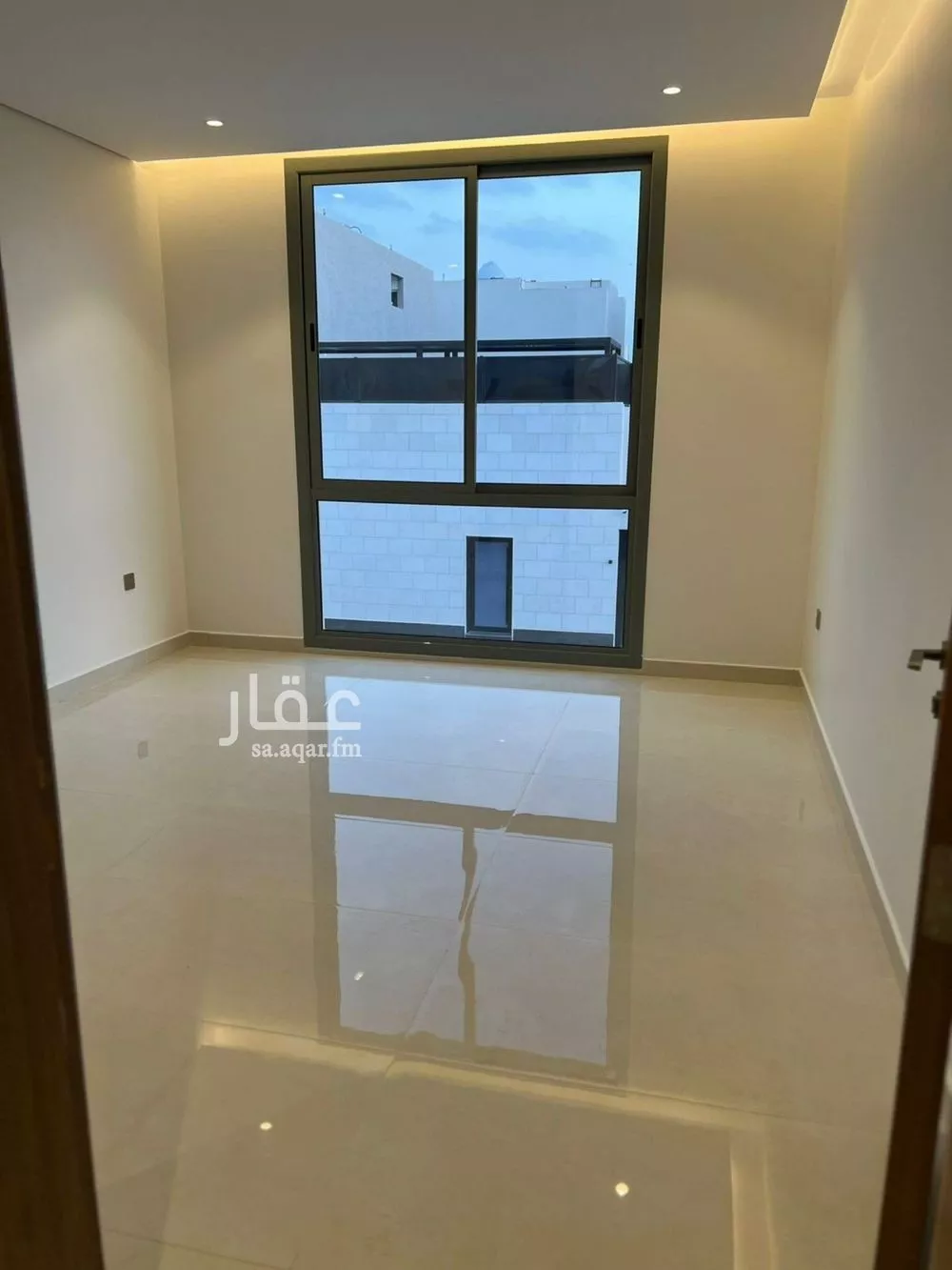 5 bedroom villa in Al Aridh 4
