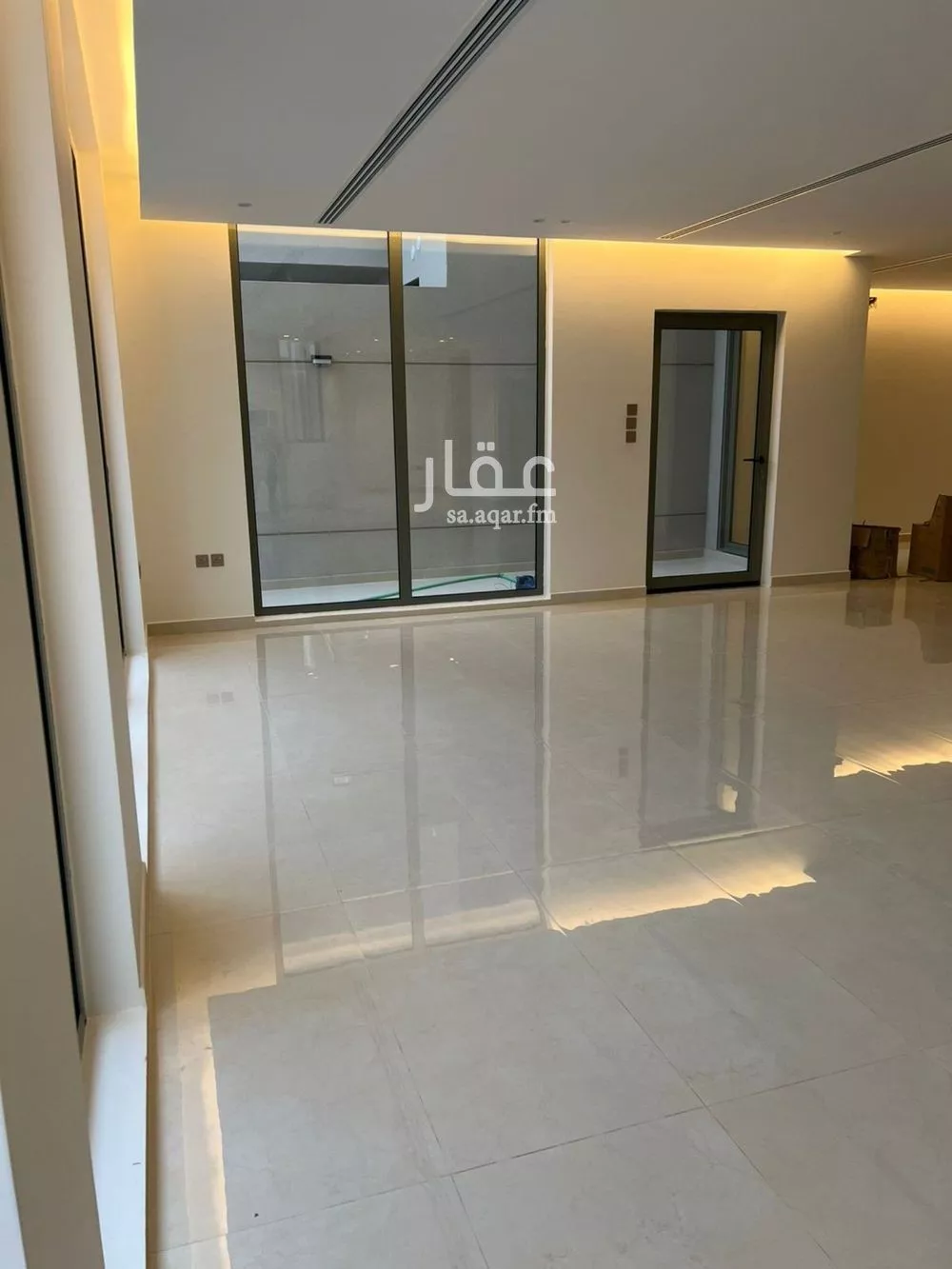 5 bedroom villa in Al Aridh 8