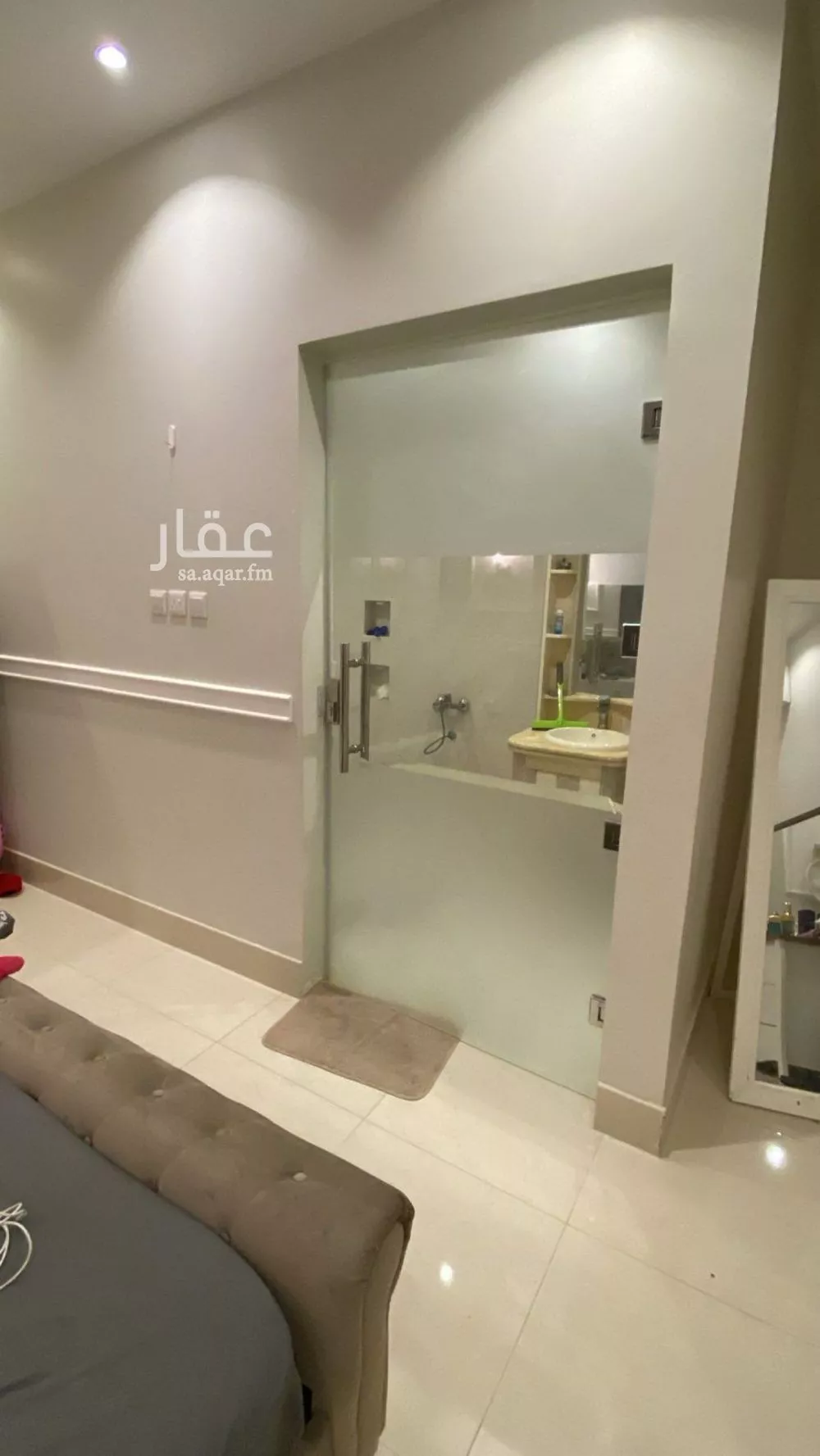 4 bedroom apartment in Dhahrat Laban 9