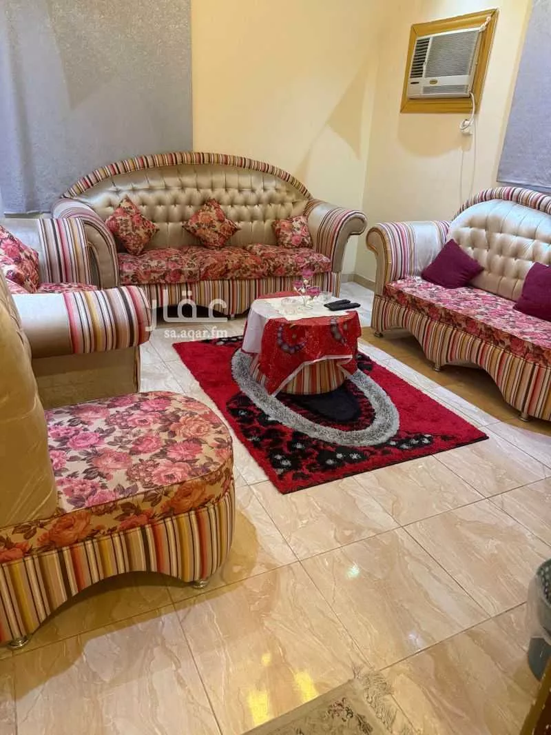 3 bedroom floor in Al Ranuna 6