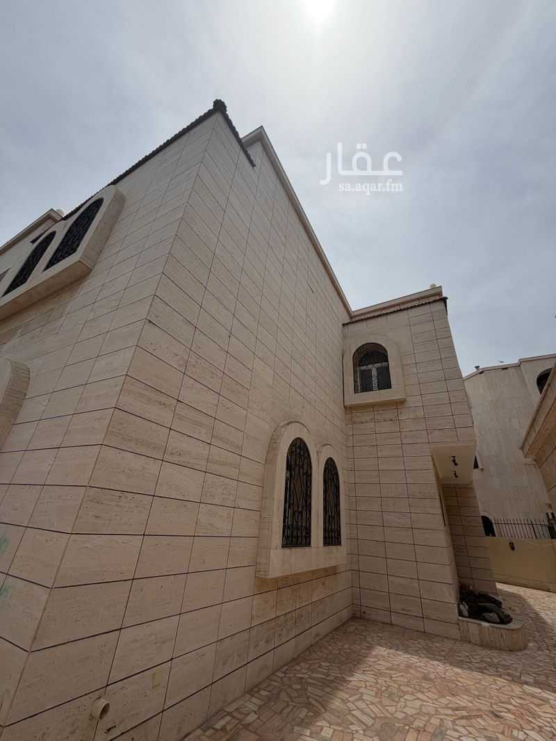 5 bedroom villa in Al Shati, Jeddah 6