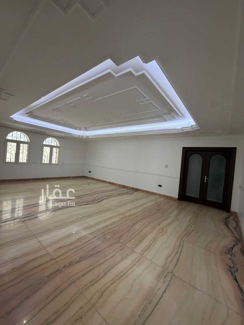 5 bedroom villa in Al Shati, Jeddah 3