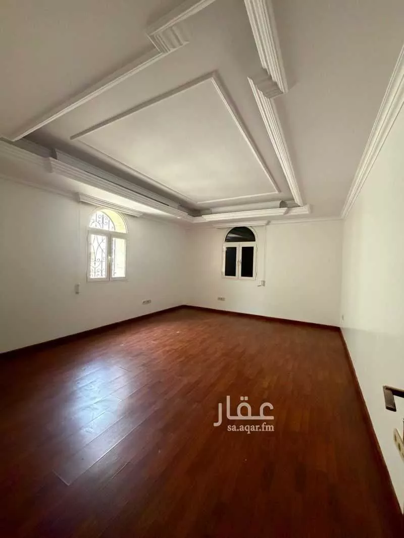 5 bedroom villa in Al Shati 5