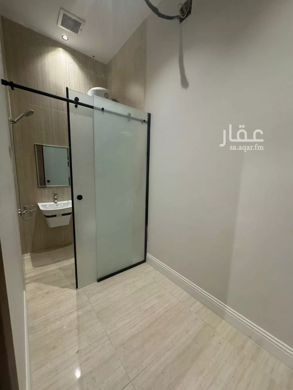 5 bedroom villa in Al Aridh 7
