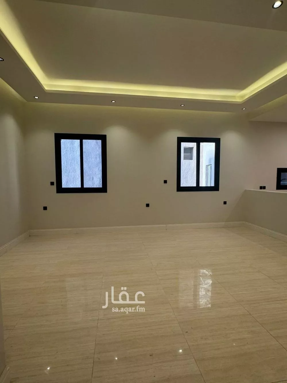5 bedroom villa in Al Aridh 9