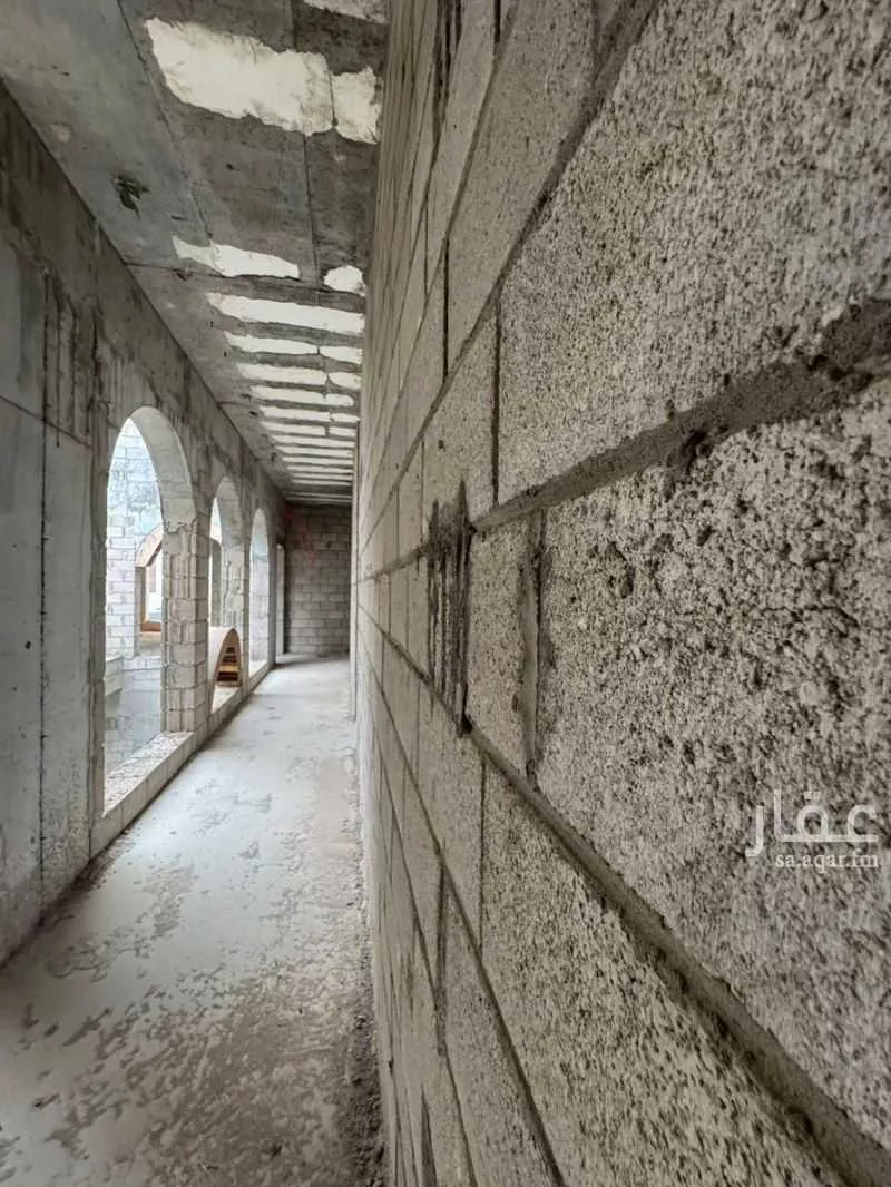 فيلا 9 غرف في الملقا 3