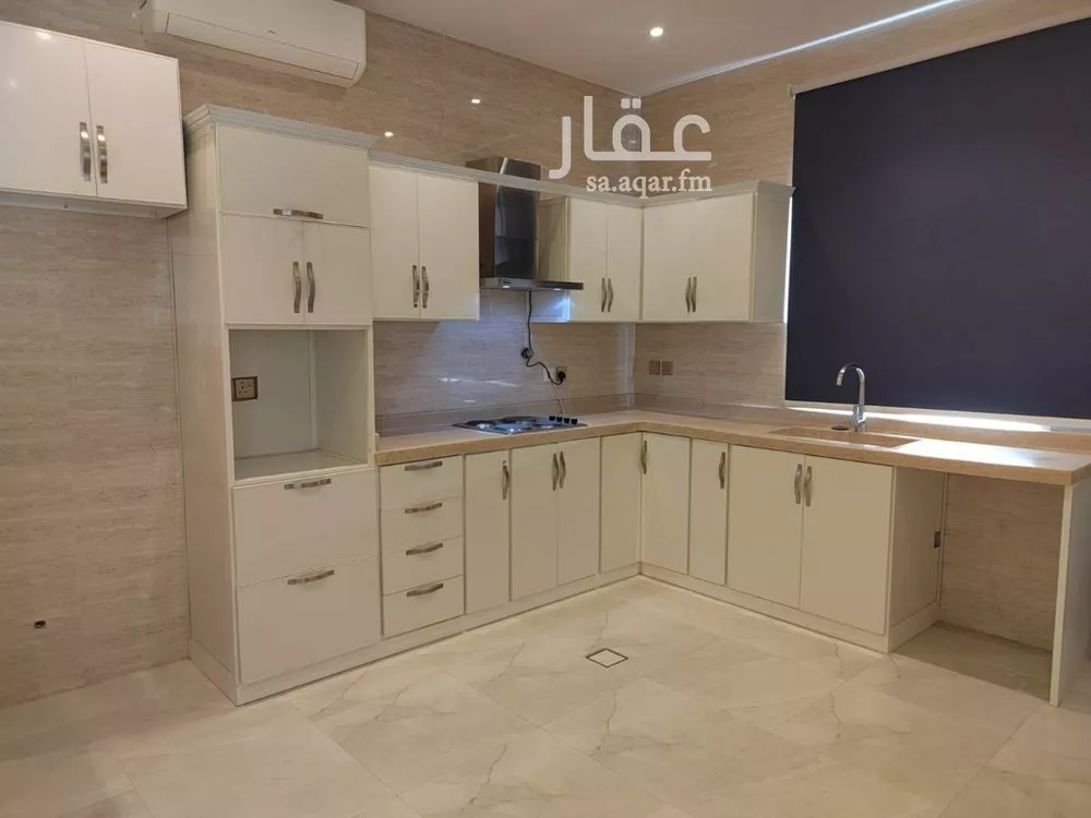 دور 2 غرف في العارض 9