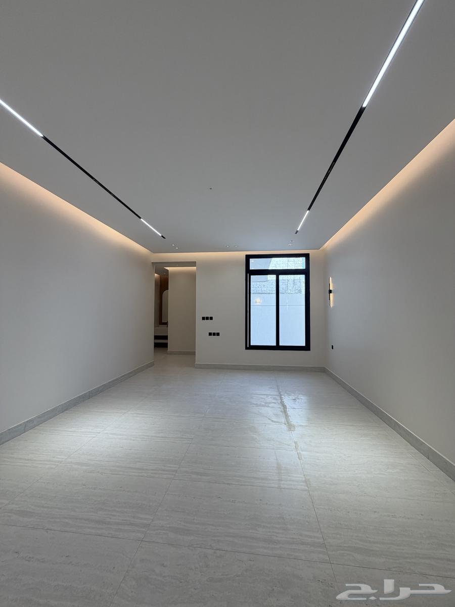 6 bedroom villa in Al Shiraa 7