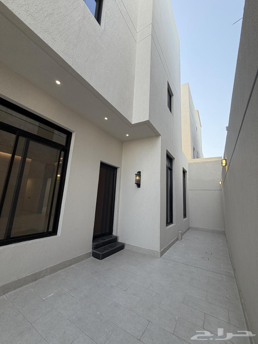 6 bedroom villa in Al Shiraa 4