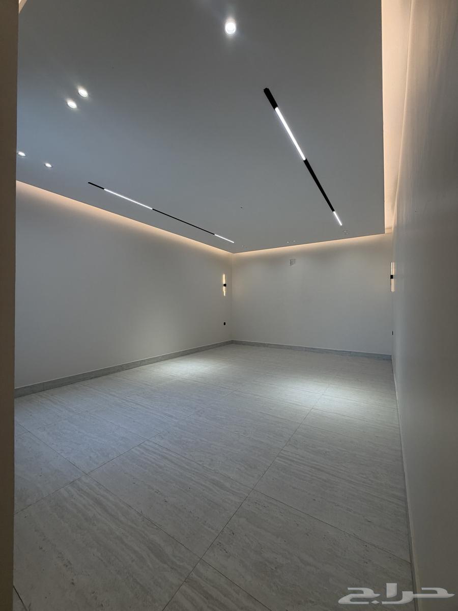 6 bedroom villa in Al Shiraa 8