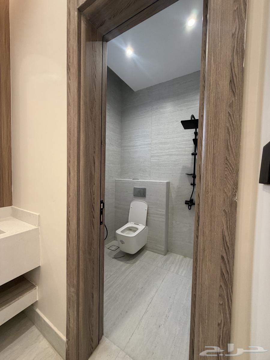 6 bedroom villa in Al Shiraa 10
