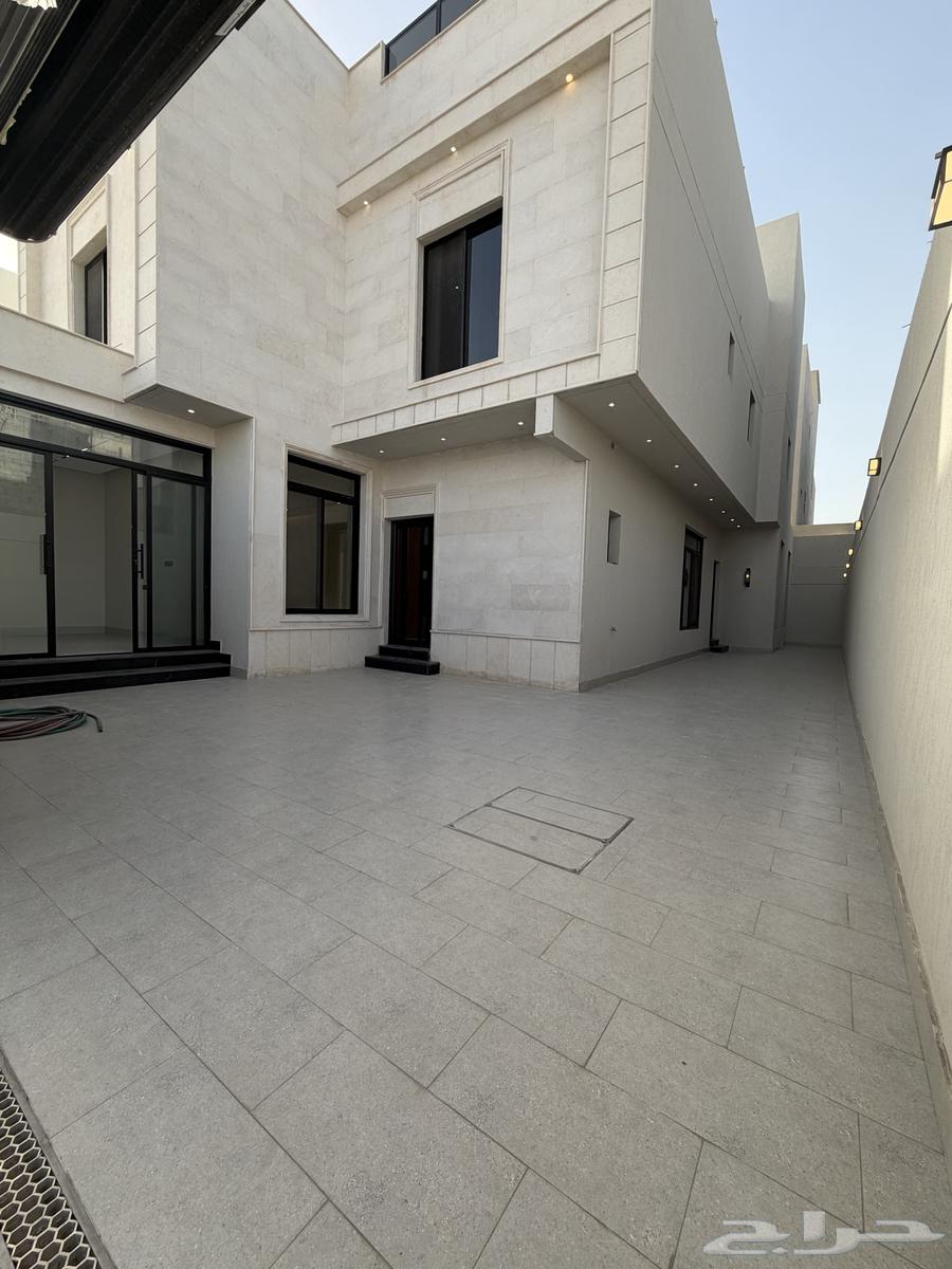 6 bedroom villa in Al Shiraa 3