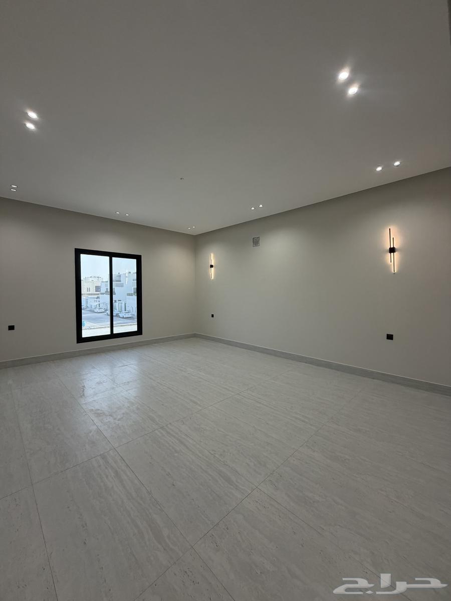 6 bedroom villa in Al Shiraa 24