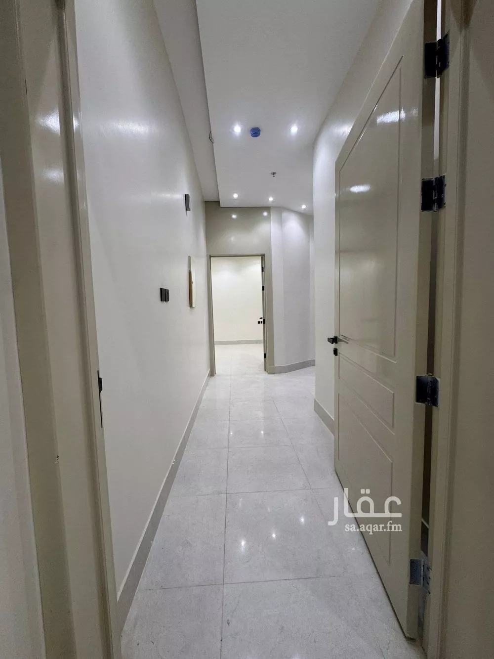 5 bedroom apartment in Dhahrat Laban, Riyadh 9