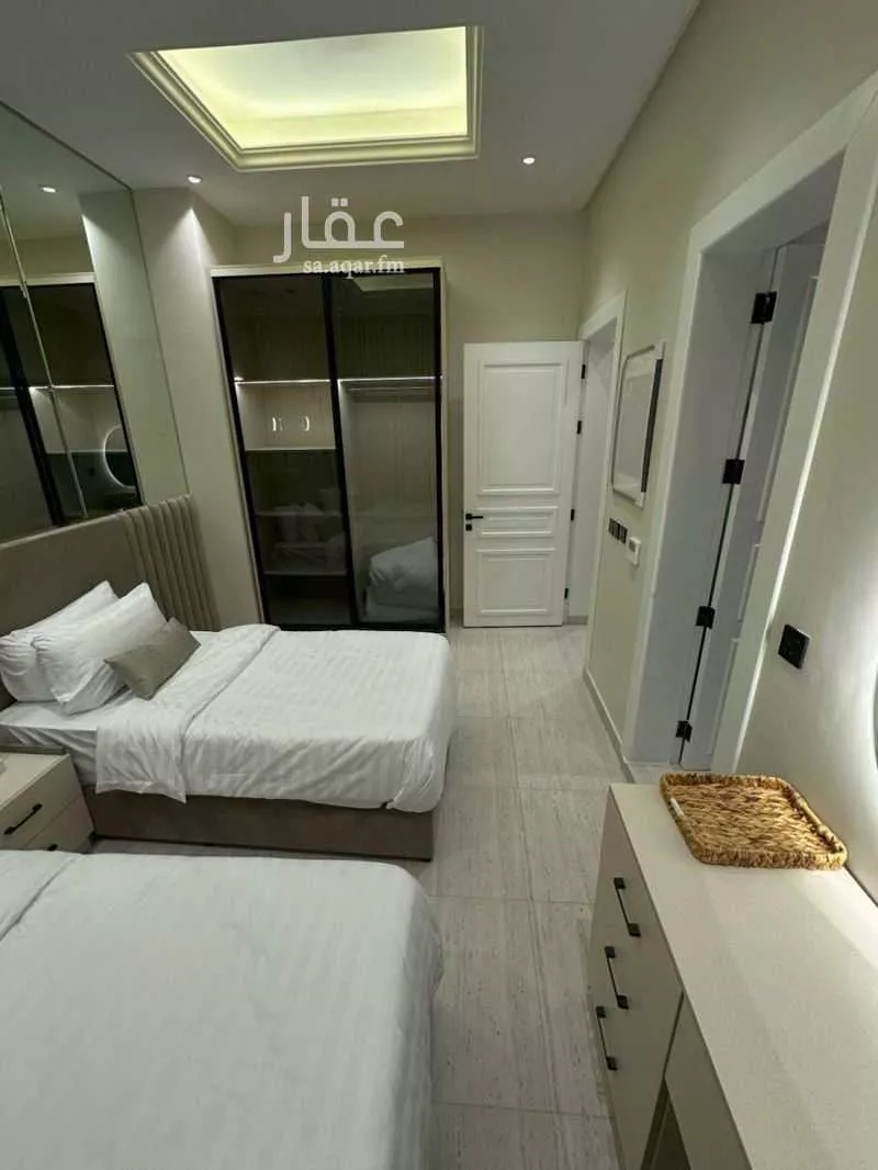 شقة 2 غرف في الملقا 6