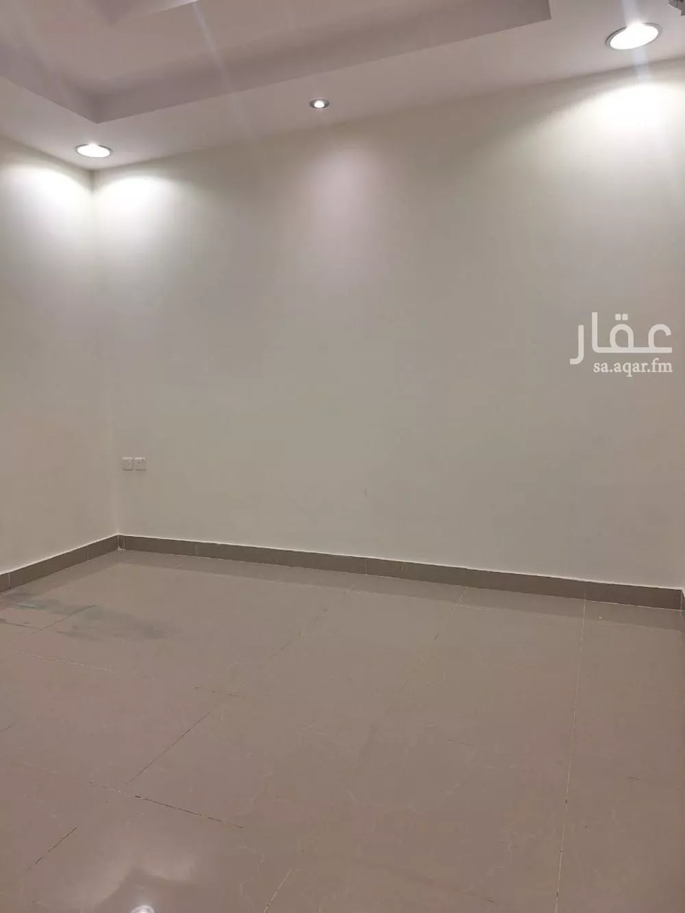 دور 3 غرف في الملقا 4