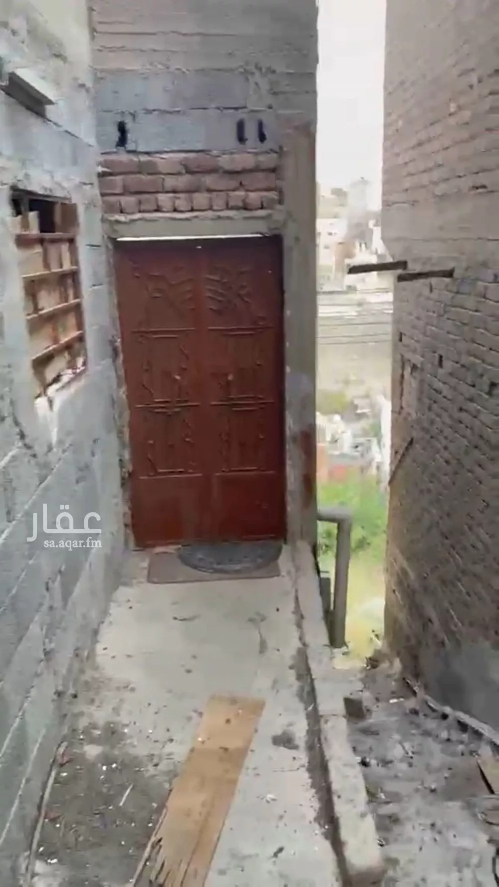 8 bedroom villa in Al Jumayzah 4
