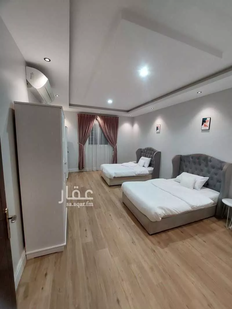 1050 sqm building in Al Malqa 13
