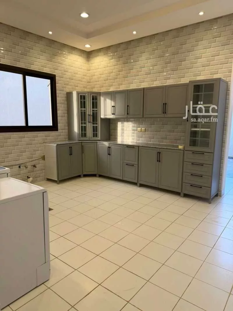 3 bedroom apartment in Al Aridh 3