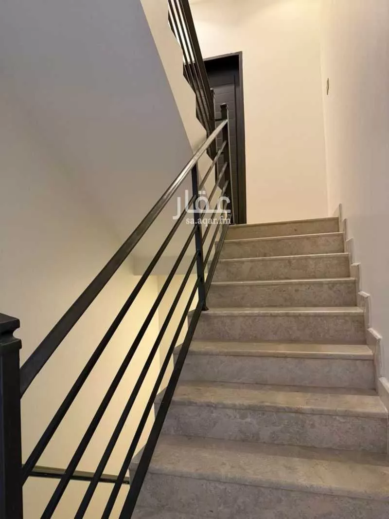3 bedroom apartment in Al Aridh 8