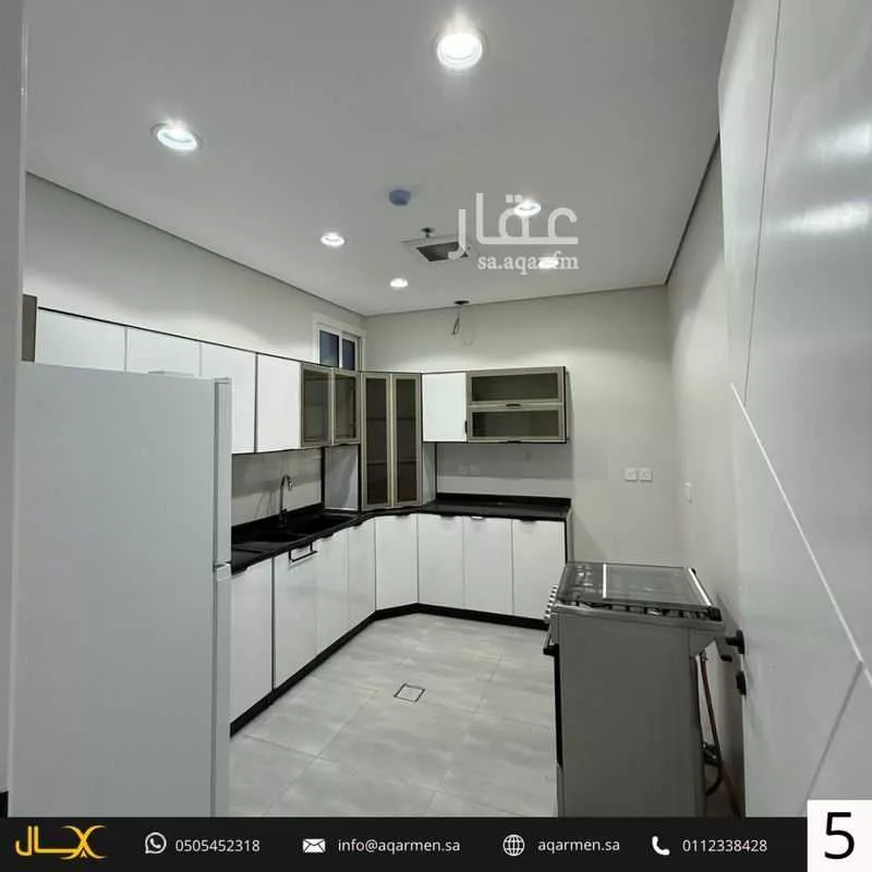 3 bedroom apartment in Al Narjis 6
