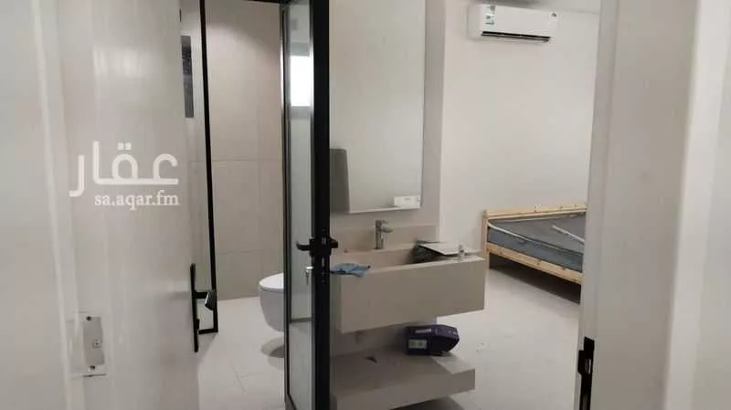 3 bedroom apartment in Al Malqa 5