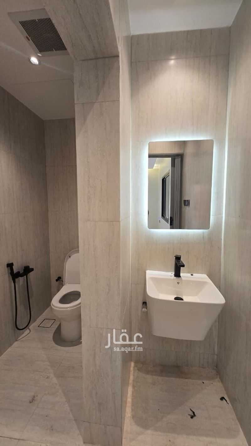 3 bedroom apartment in Al Wizarat 12