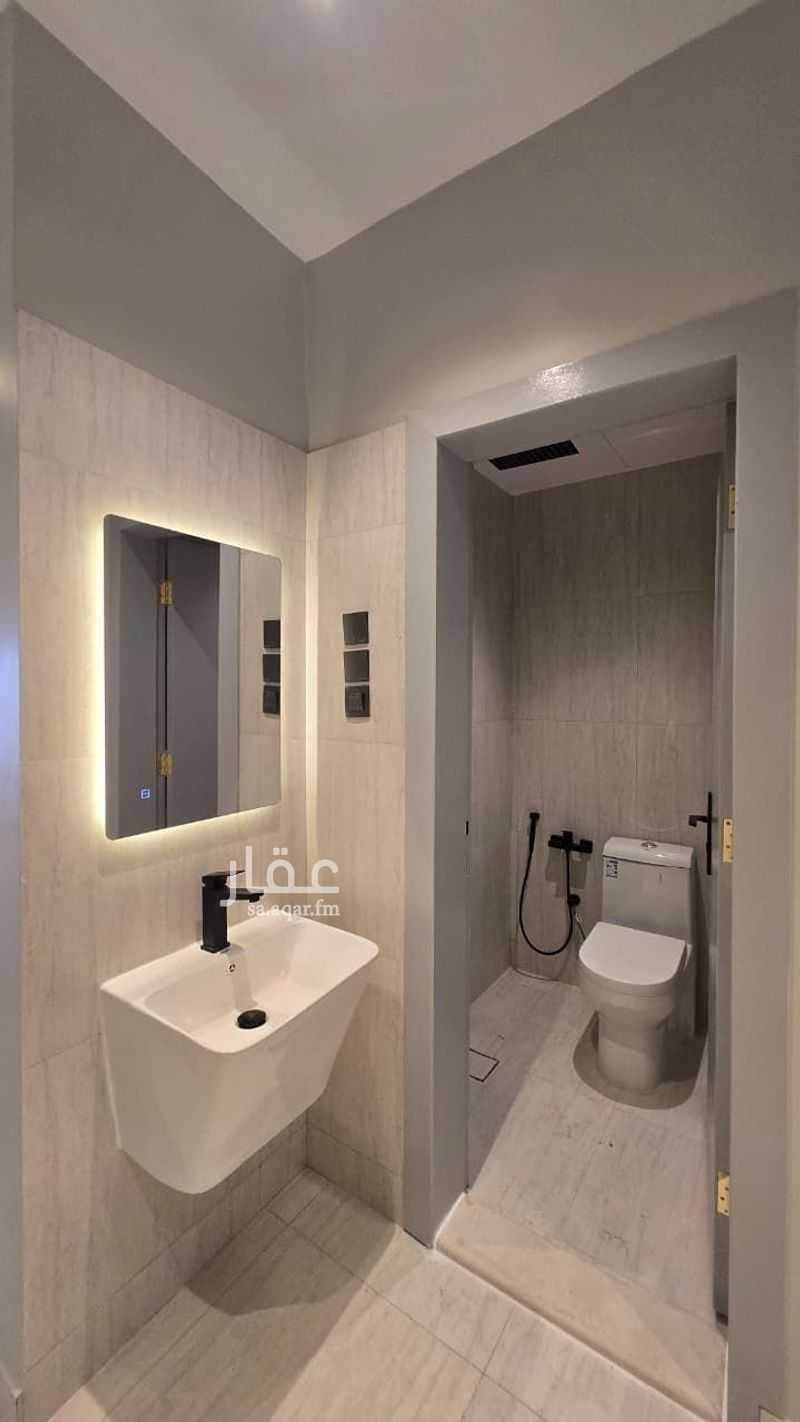 3 bedroom apartment in Al Wizarat 15