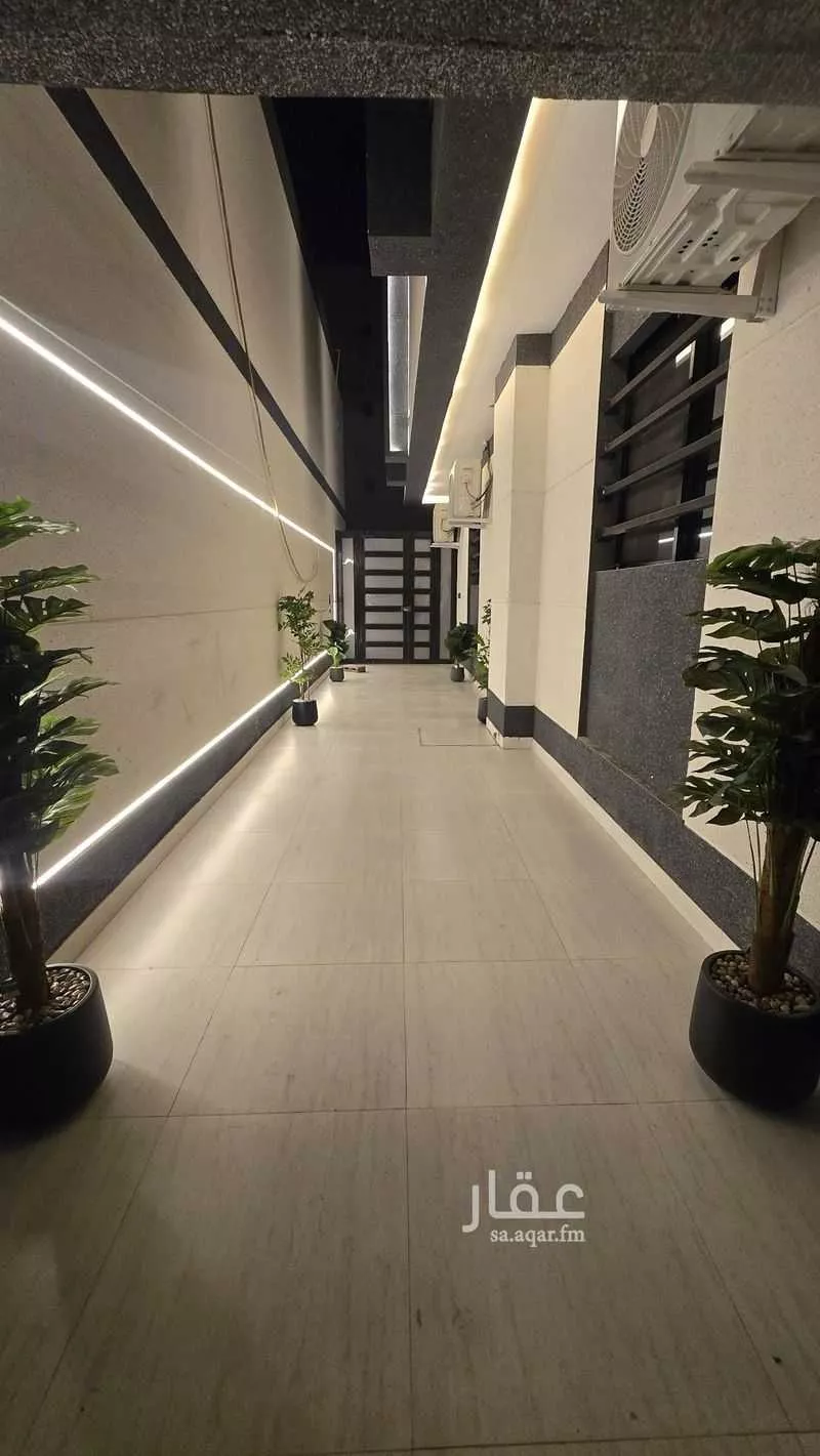 3 bedroom apartment in Al Wizarat 18