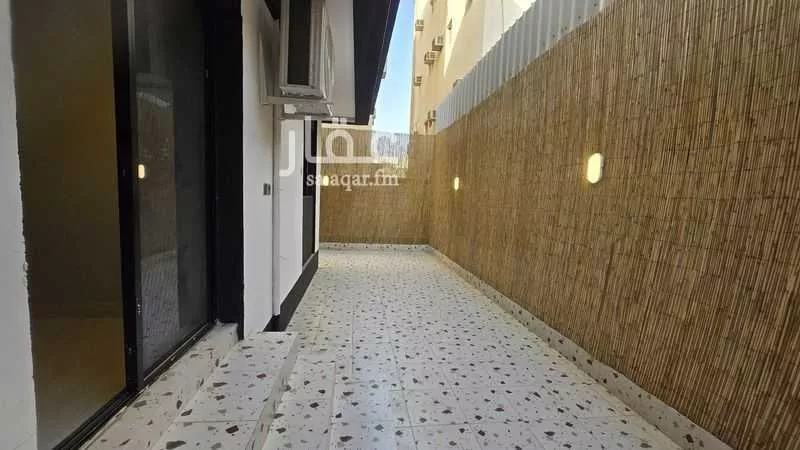 3 bedroom apartment in Al Wizarat 21