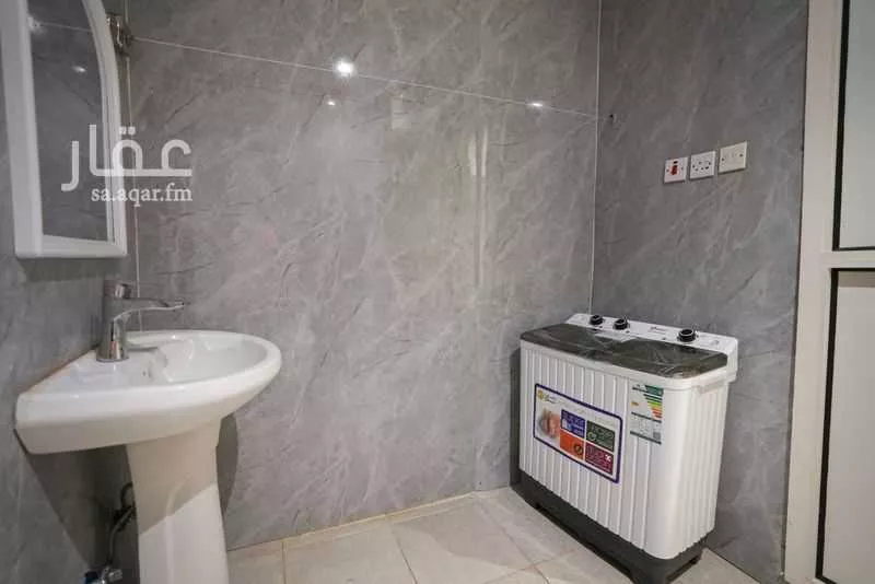 1 bedroom apartment in Ad Dar Al Baida 7
