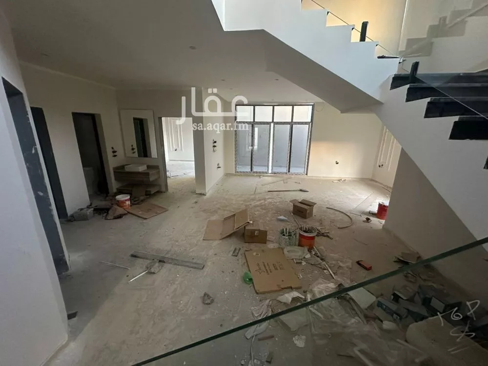 7 bedroom villa in As Sawari 11