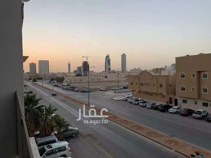 شقة 4 غرف في العقيق 21