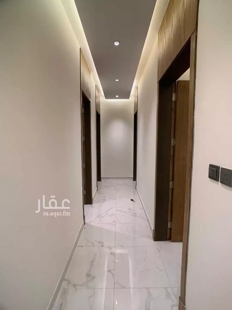 شقة 4 غرف في العقيق 5