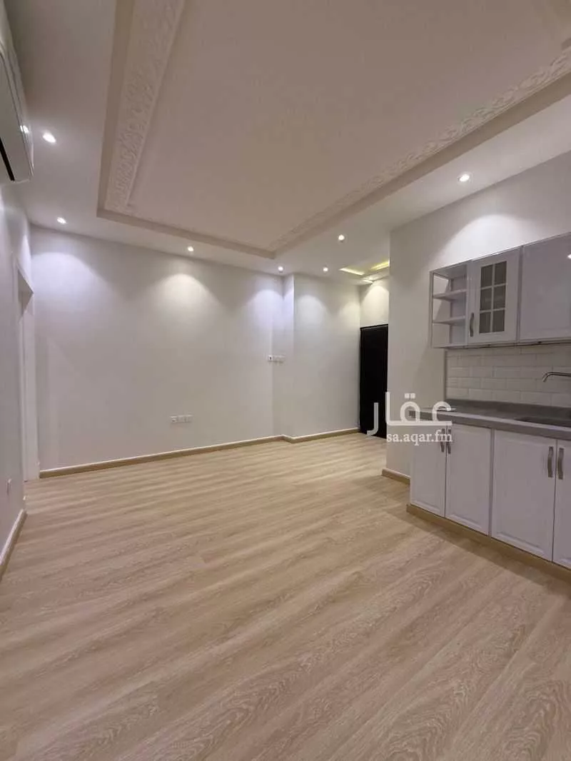 70 bedroom apartment in Hittin 6