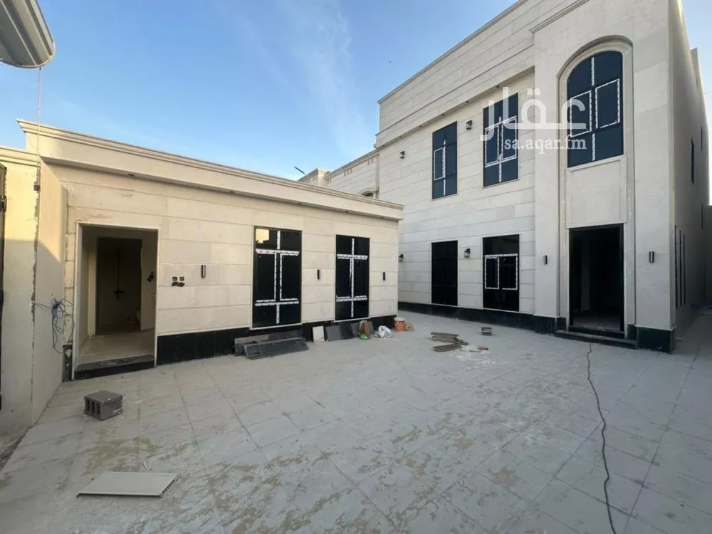 7 bedroom villa in Al Shiraa 5