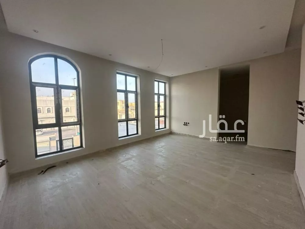 7 bedroom villa in Al Shiraa 6