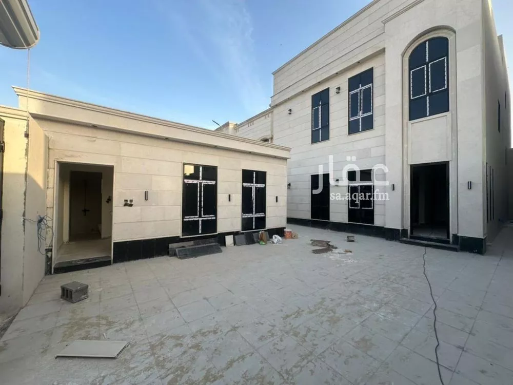 7 bedroom villa in Al Shiraa 10