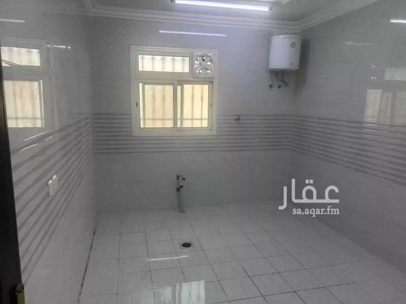 3 bedroom floor in Al Rimal 7